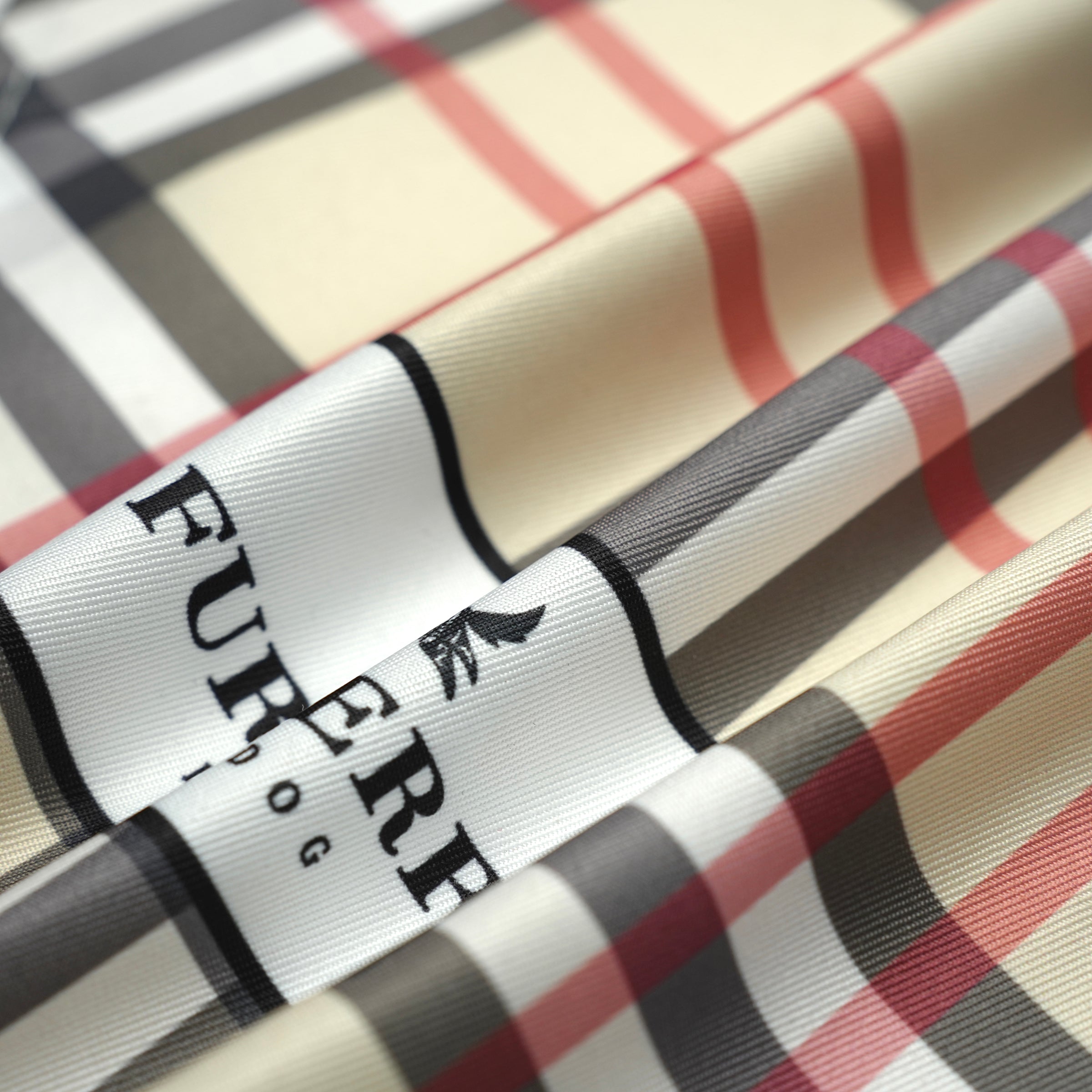 Furberry Paw de Check